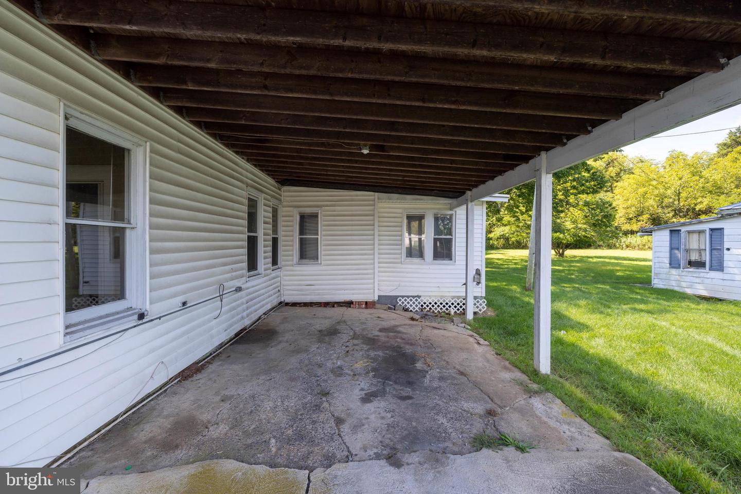 1819 Us Highway 211 W Property Photo 71
