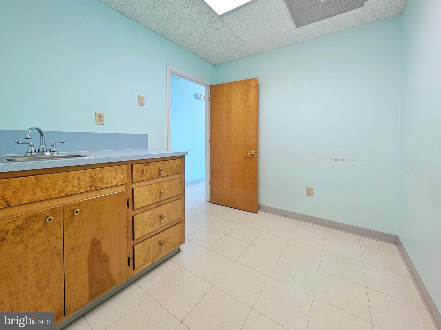 1208 E Main St Property Photo 22