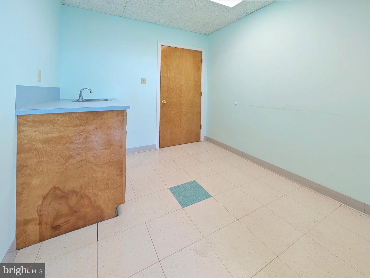 1208 E Main St Property Photo 26