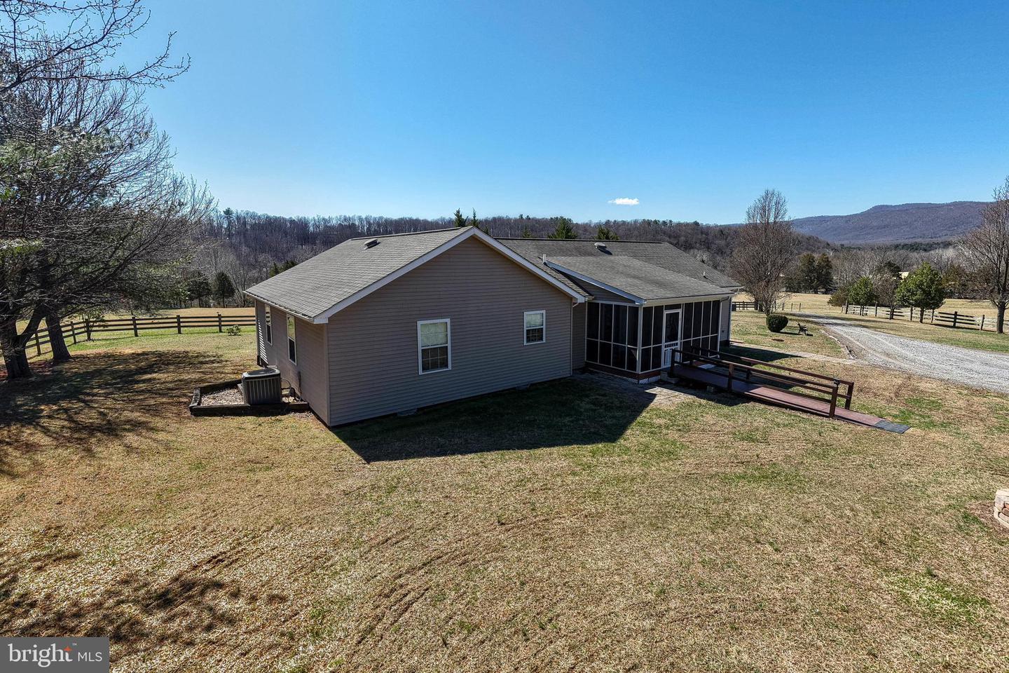2301 S Page Valley Rd Property Photo 15