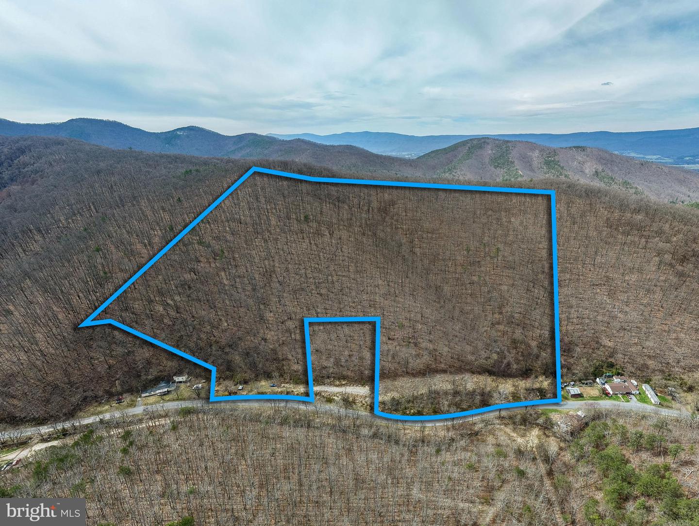 2382 Lucas Hollow Rd Property Photo 1
