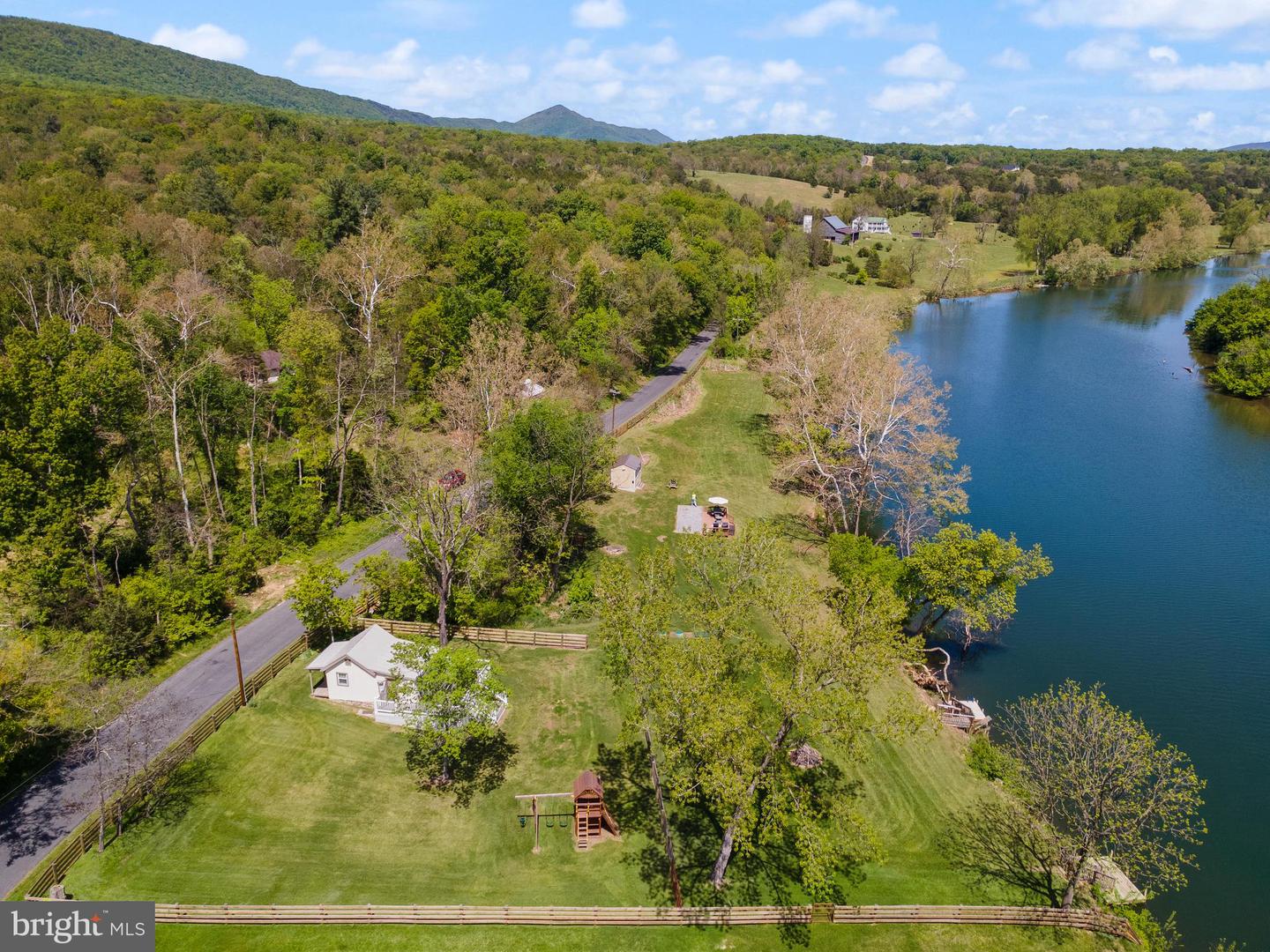 1449 EGYPT BEND RD