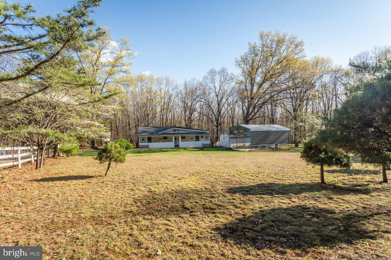 160 Gale Ln Property Photo 46