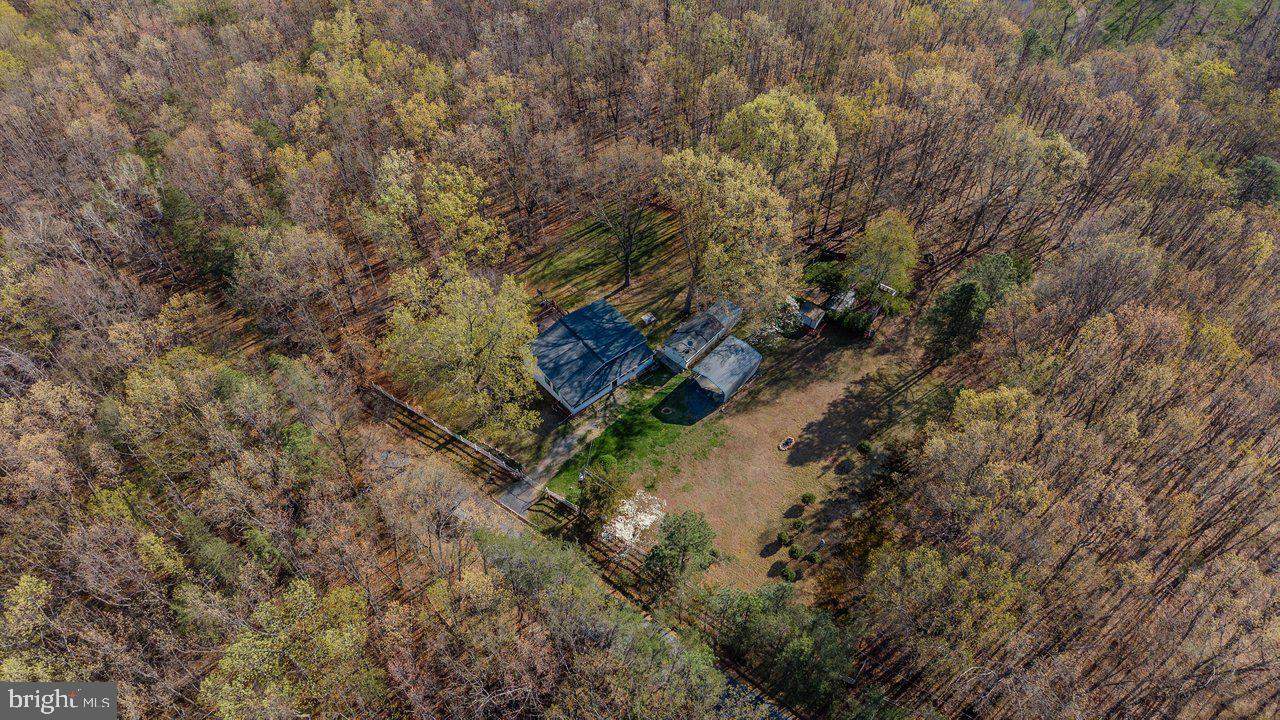 160 Gale Ln Property Photo 66