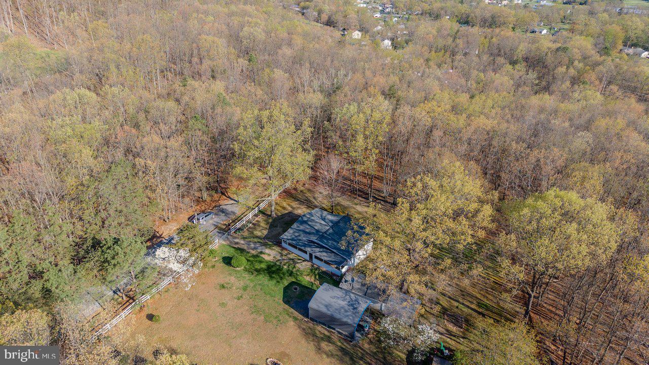 160 Gale Ln Property Photo 69
