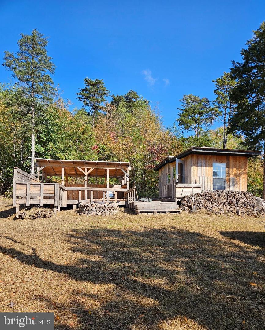 Hill Climb Rd. Property Photo 1