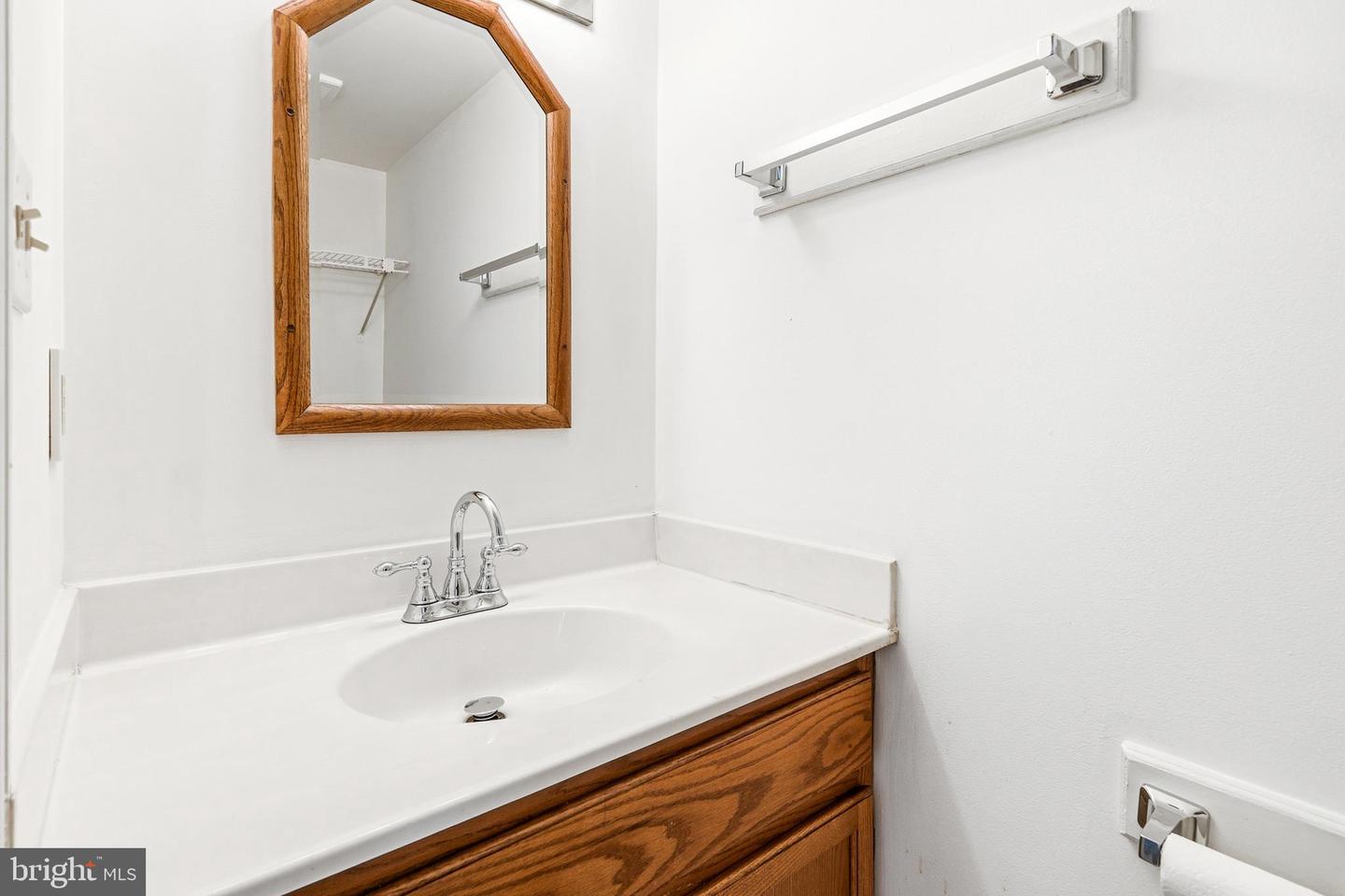 312 Quincy Ave Property Photo 25