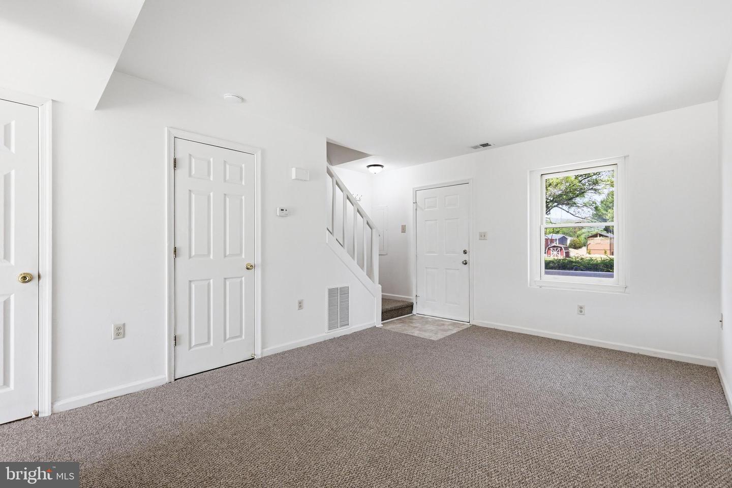 312 Quincy Ave Property Photo 34