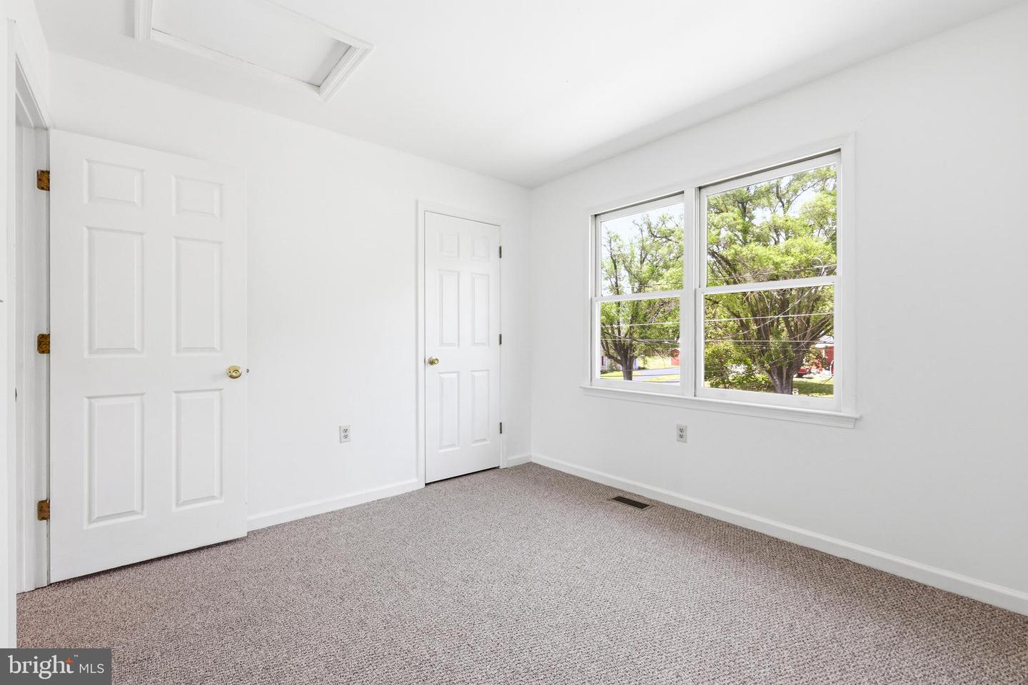 312 Quincy Ave Property Photo 41