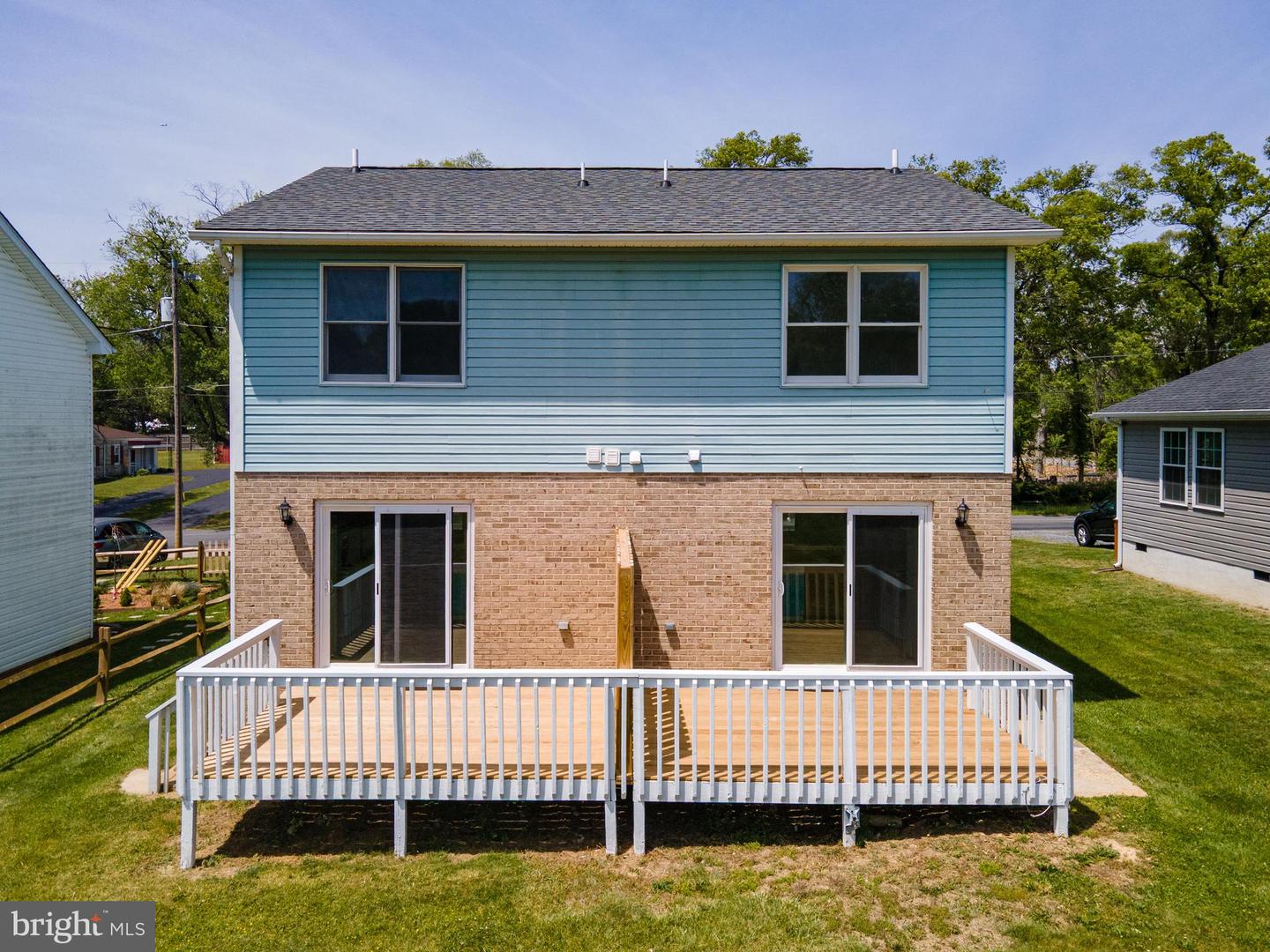 312 Quincy Ave Property Photo 53