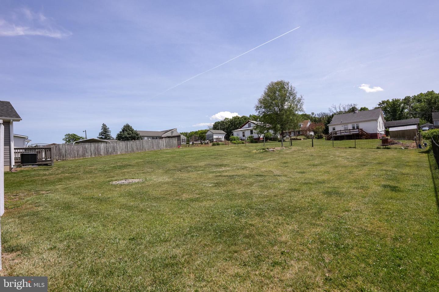 312 Quincy Ave Property Photo 58
