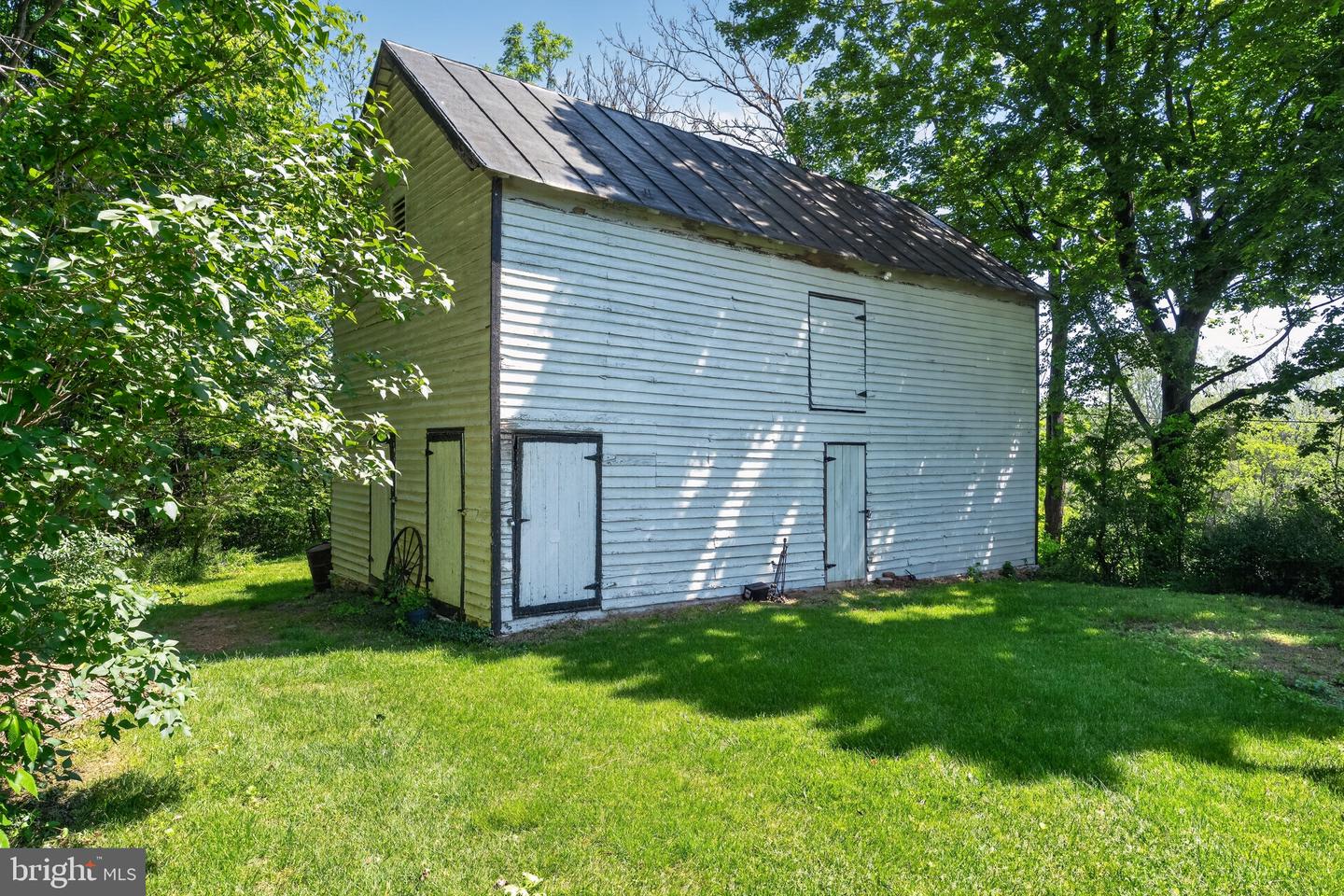 705 Marksville Rd Property Photo 3