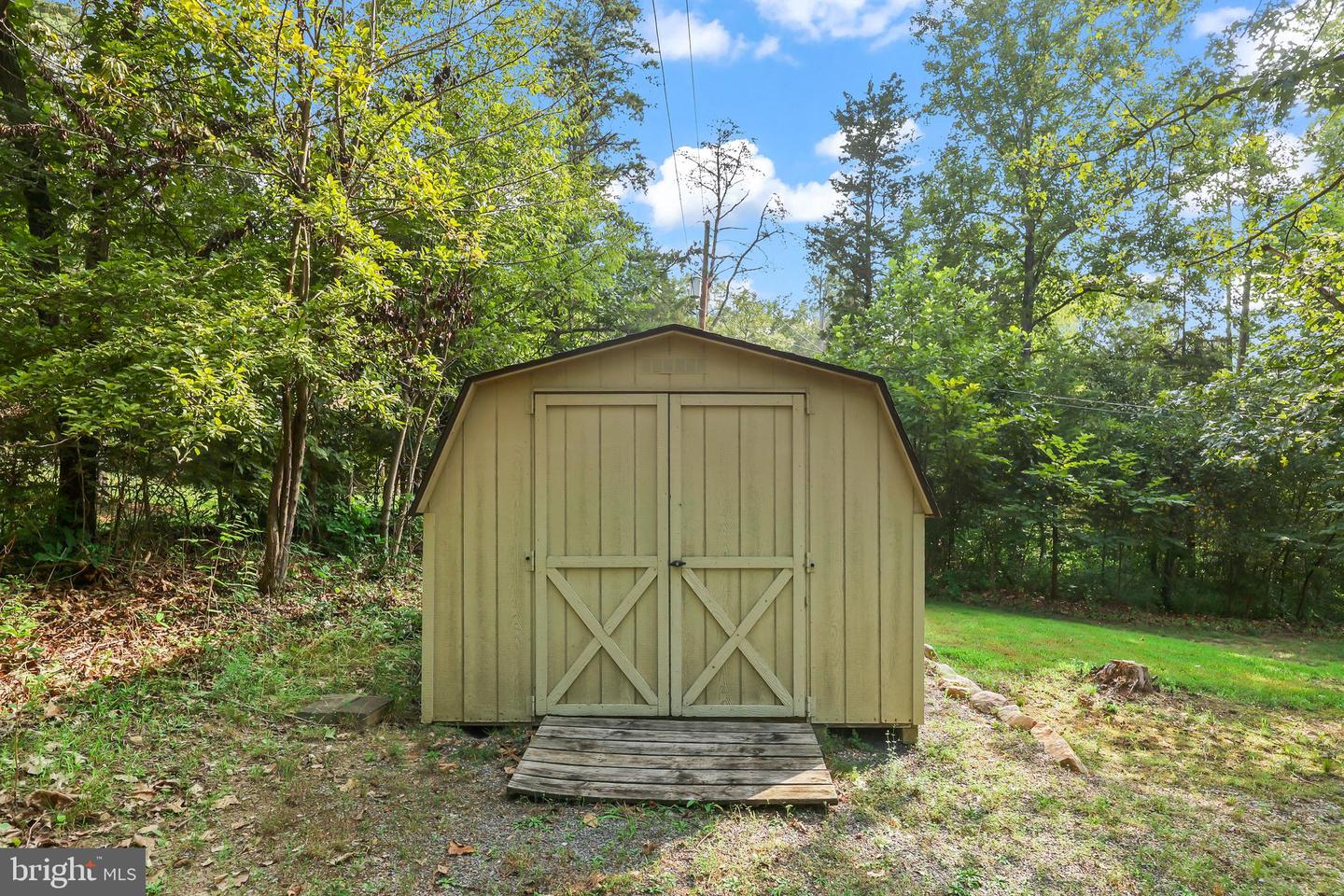 173 Meadow Rd Property Photo 34