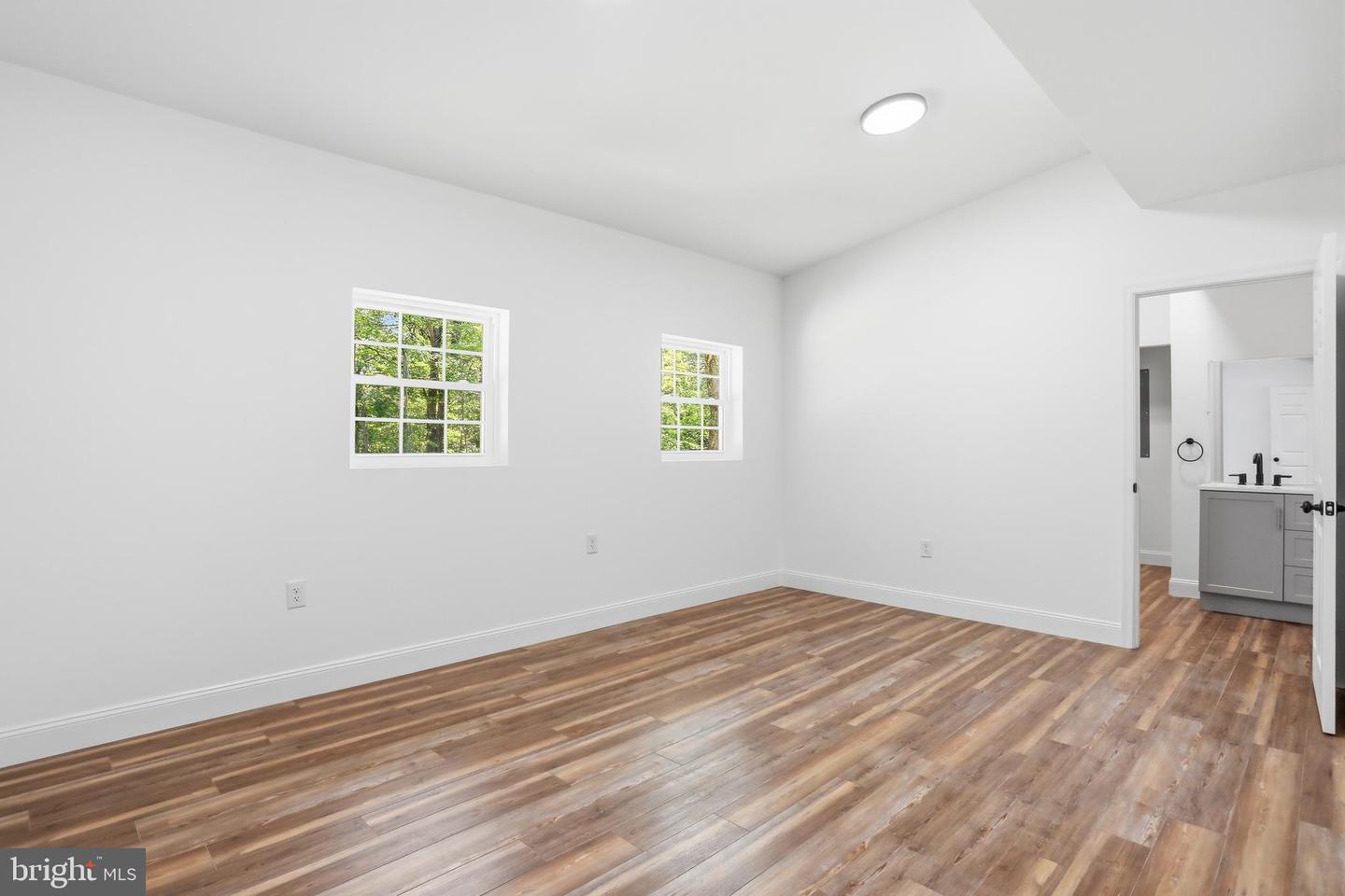 1307 Cardinal Dr Property Photo 12