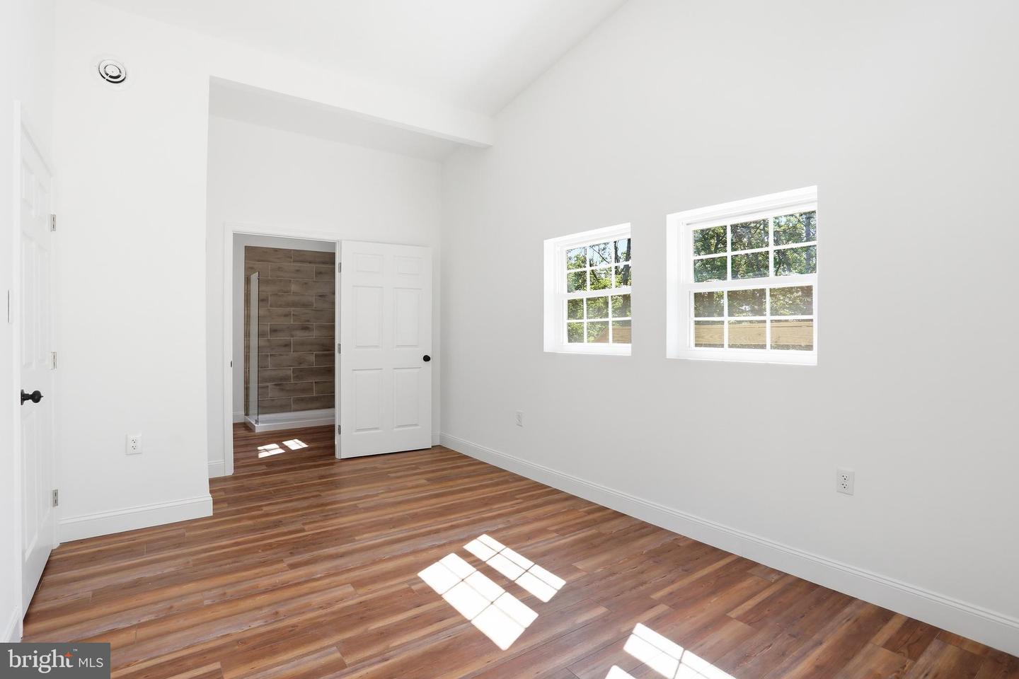 1307 Cardinal Dr Property Photo 24