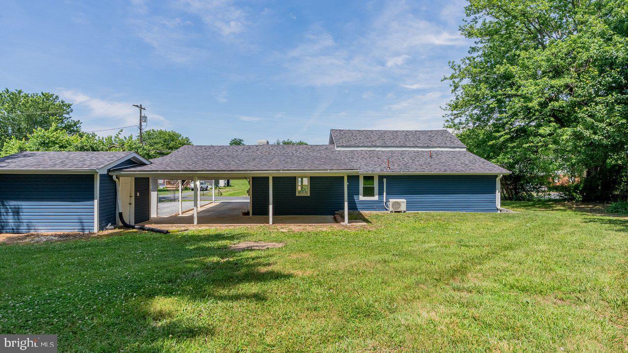 577 Pond Ave Property Photo 39