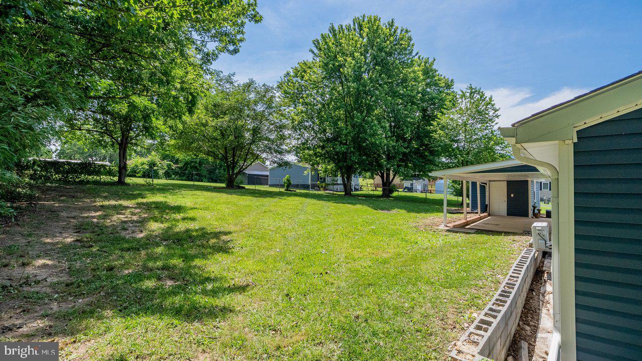 577 Pond Ave Property Photo 42