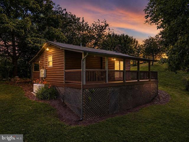 5855 Jollett Rd Property Photo 1