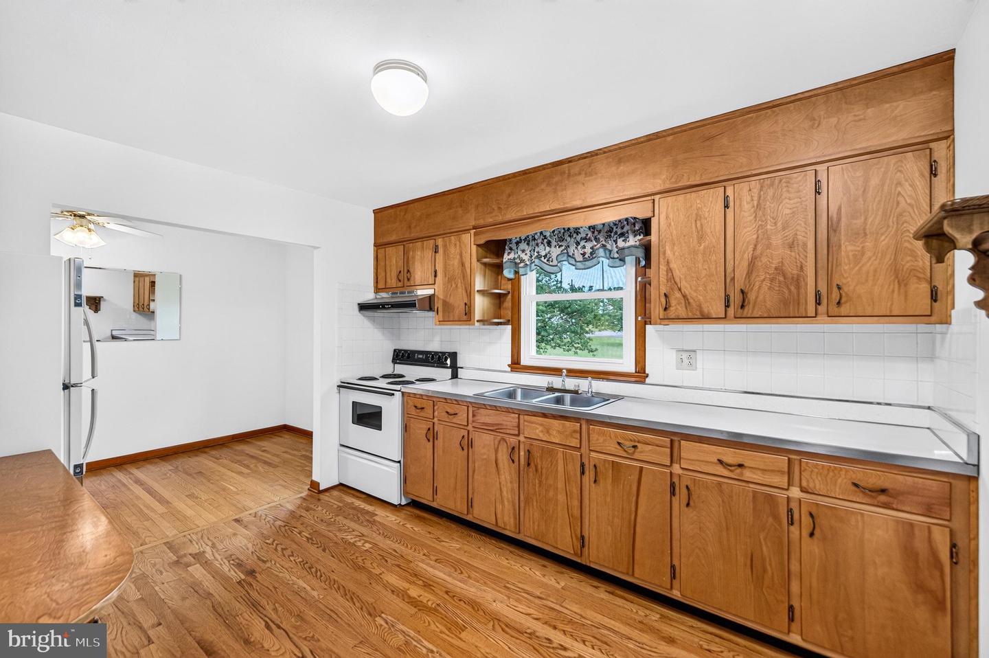 201 First St Property Photo 9