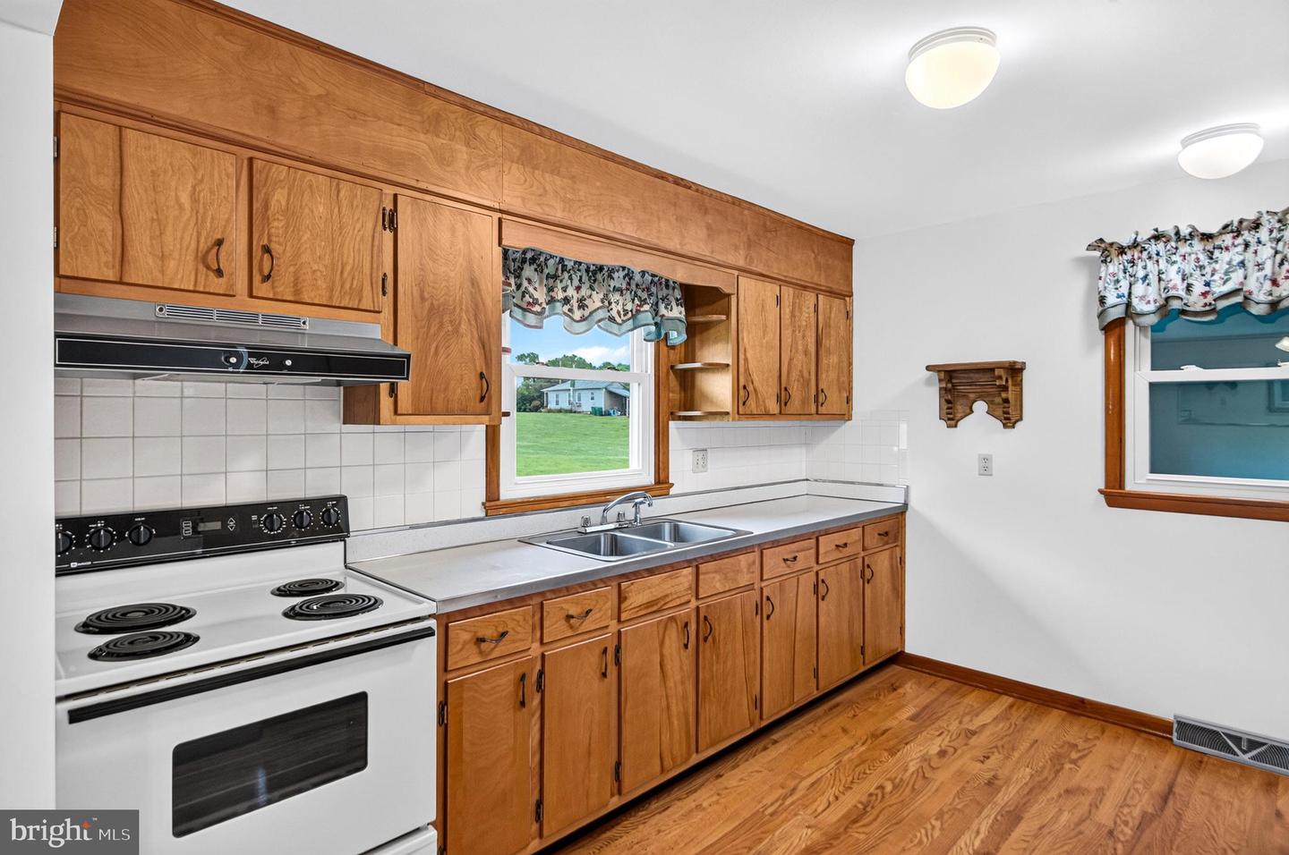 201 First St Property Photo 10