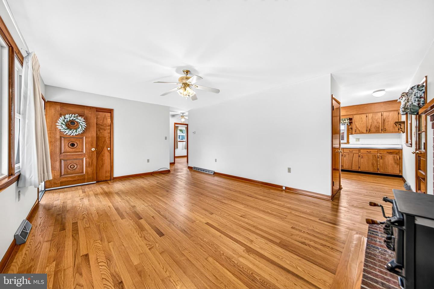 201 First St Property Photo 20