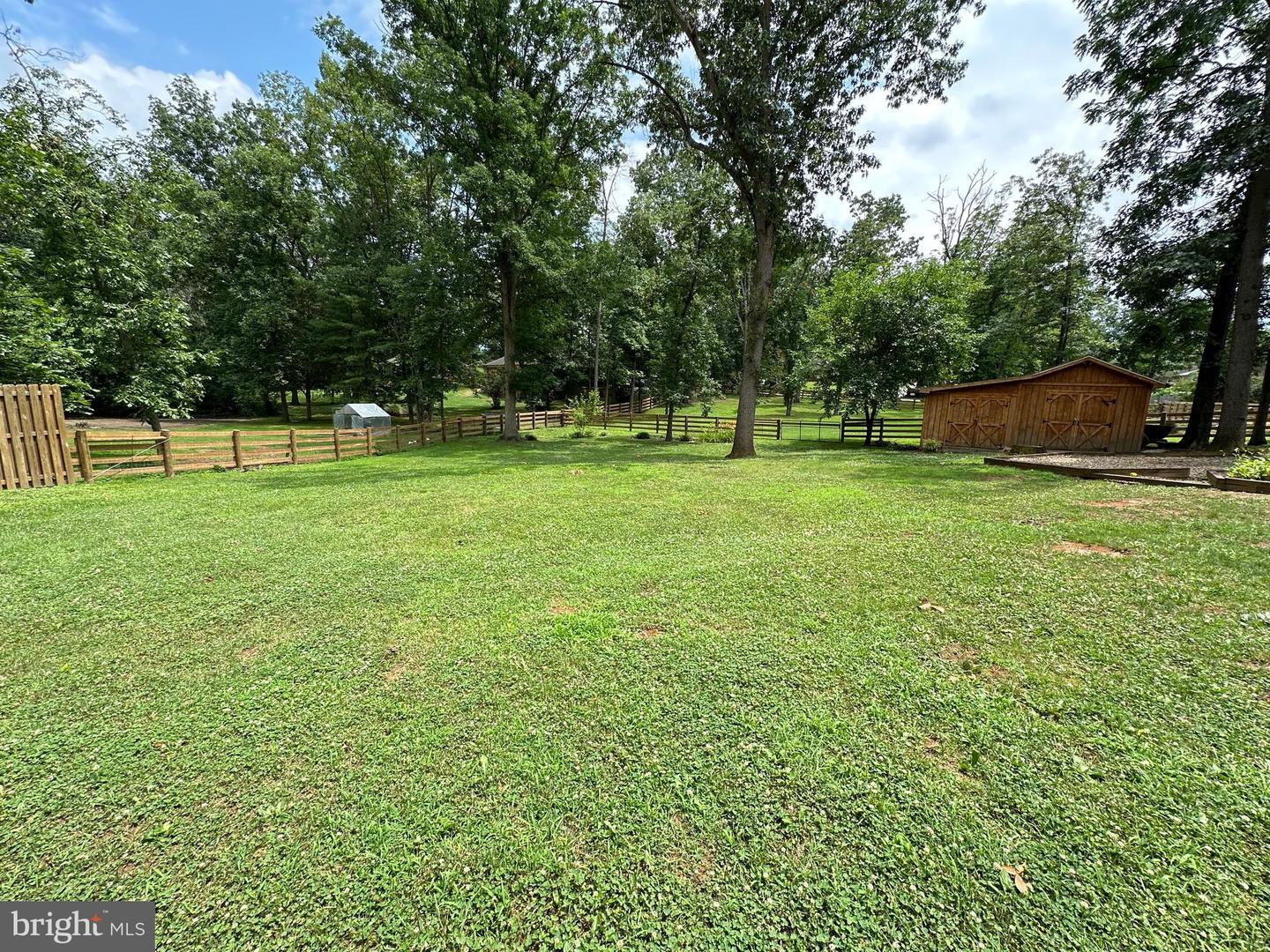 579 Circle View Rd Property Photo 12