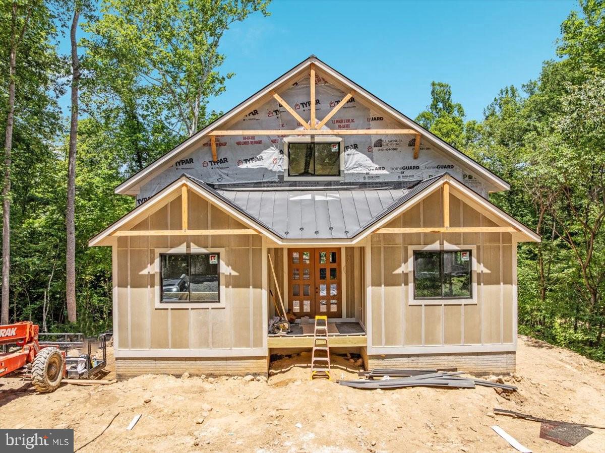 1346 Shipyard Rd Property Photo 1