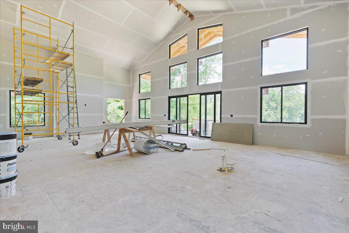 1346 Shipyard Rd Property Photo 7