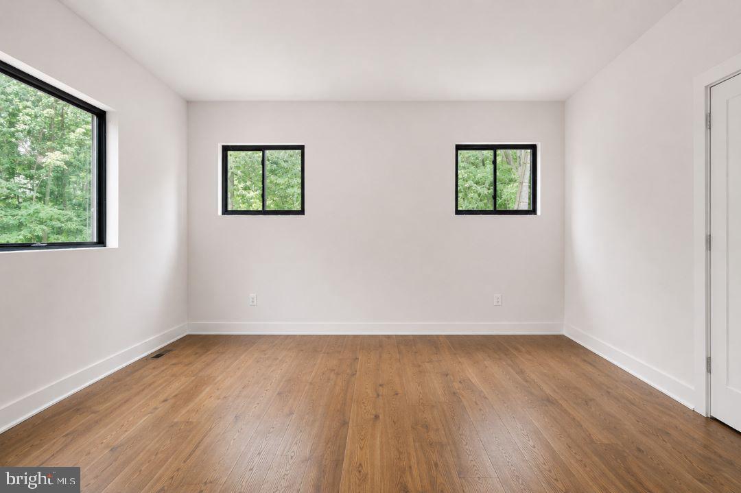 1346 Shipyard Rd Property Photo 14