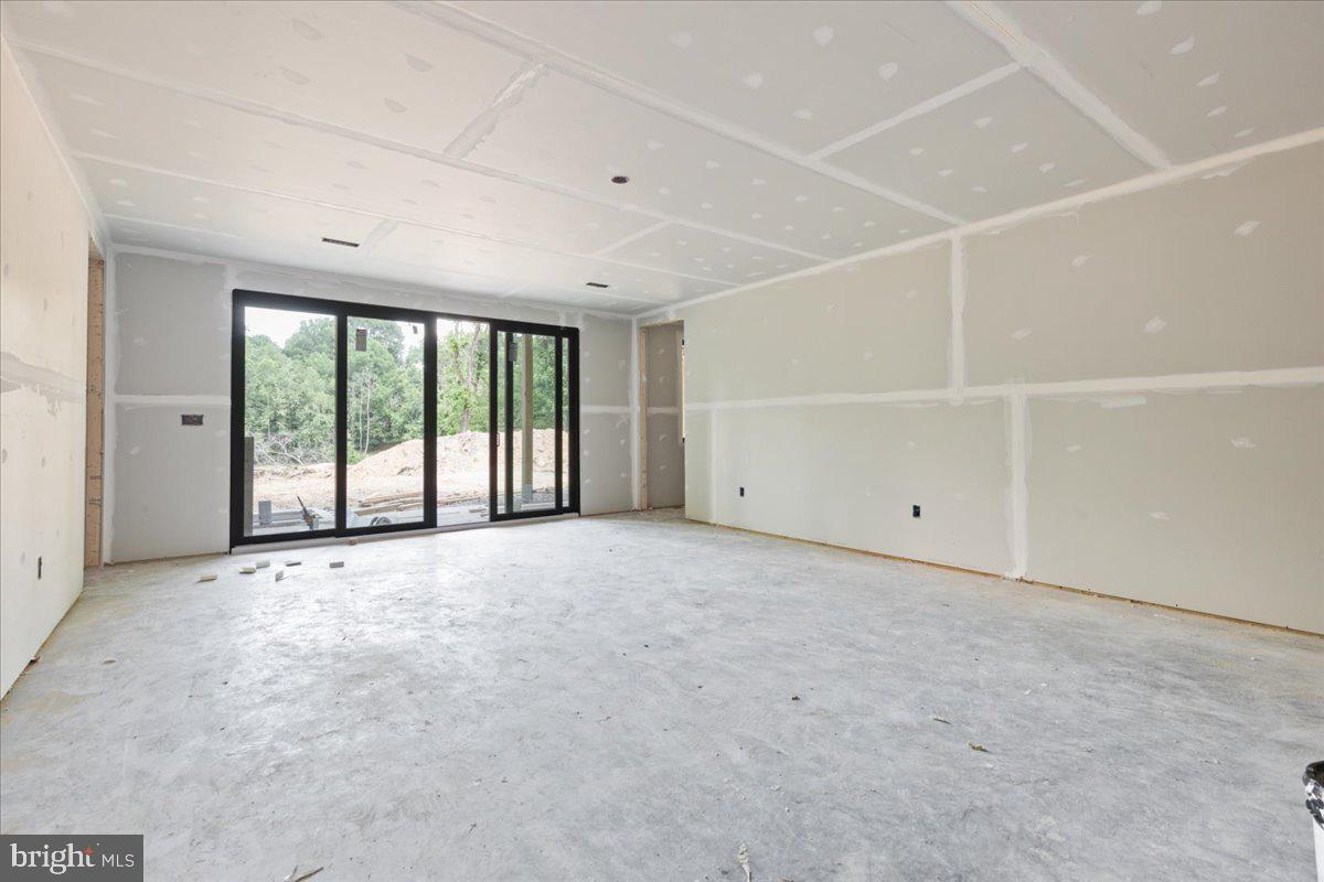 1346 Shipyard Rd Property Photo 27