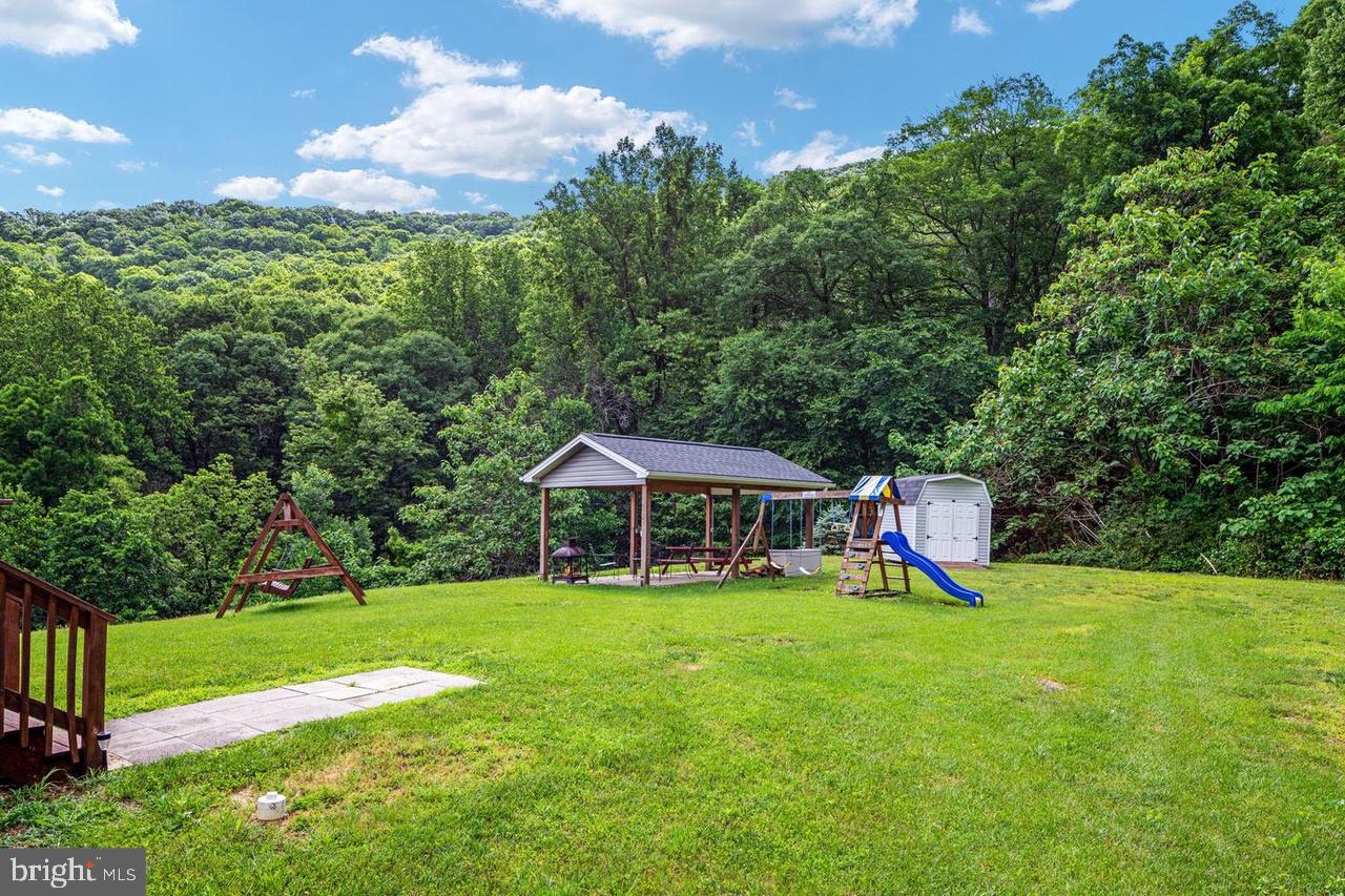 897 Helms Rd Property Photo 32