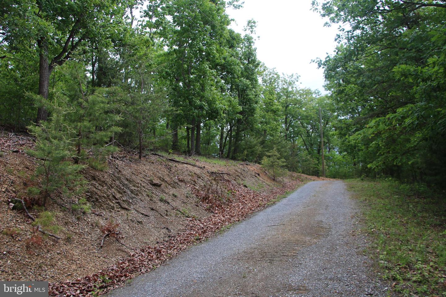 Lighthouse Ln Property Photo 1