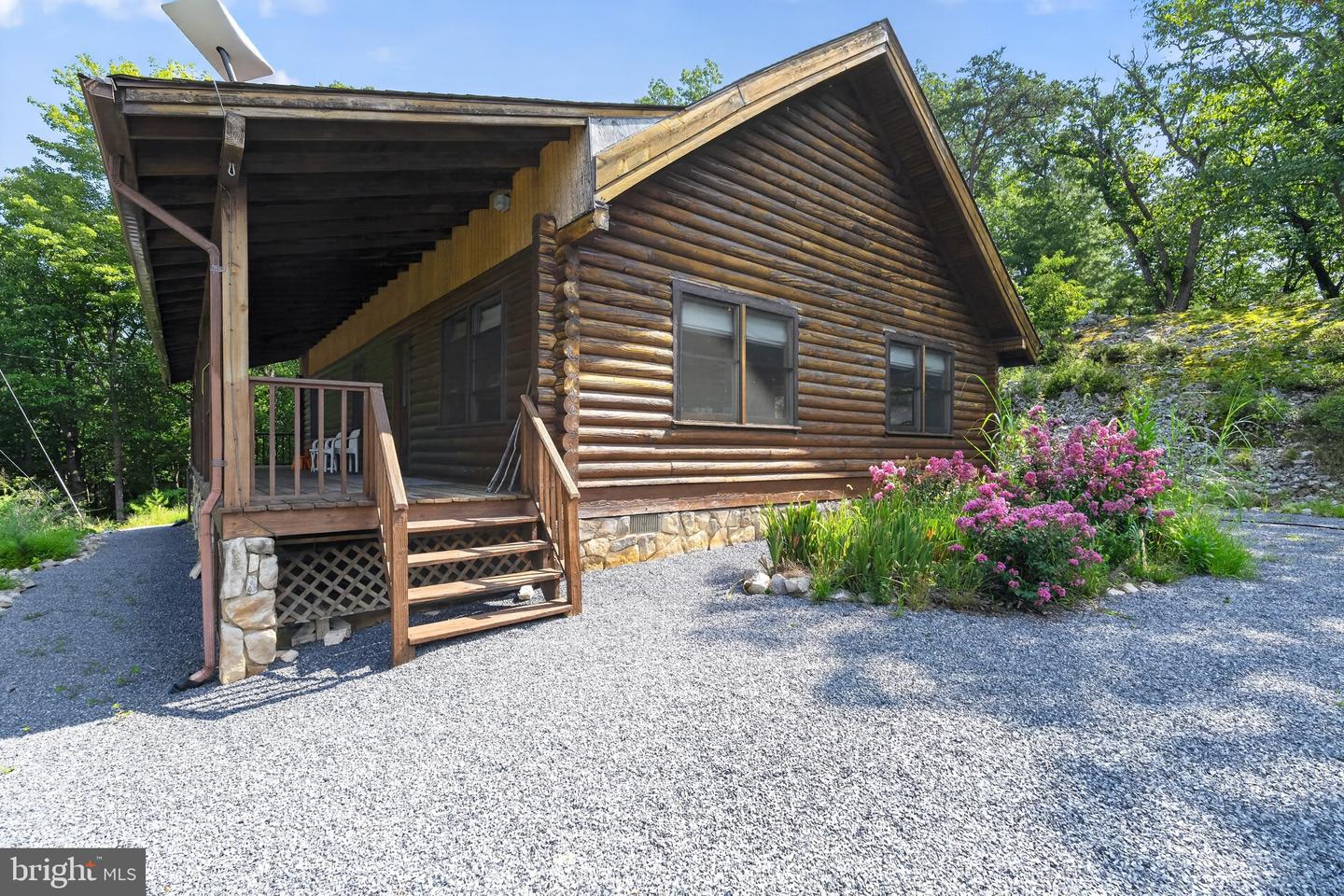 1812 Rileyville Rd Property Photo 4