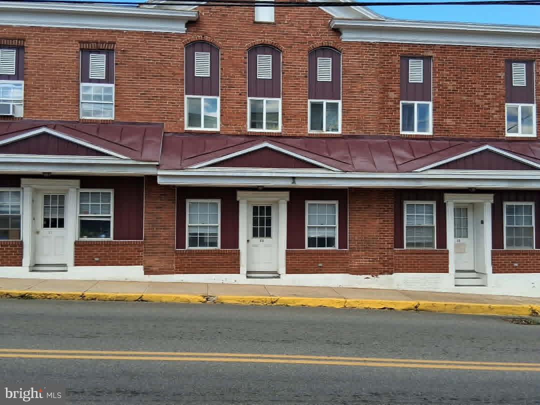 307 E Main St #b1 Property Photo 1