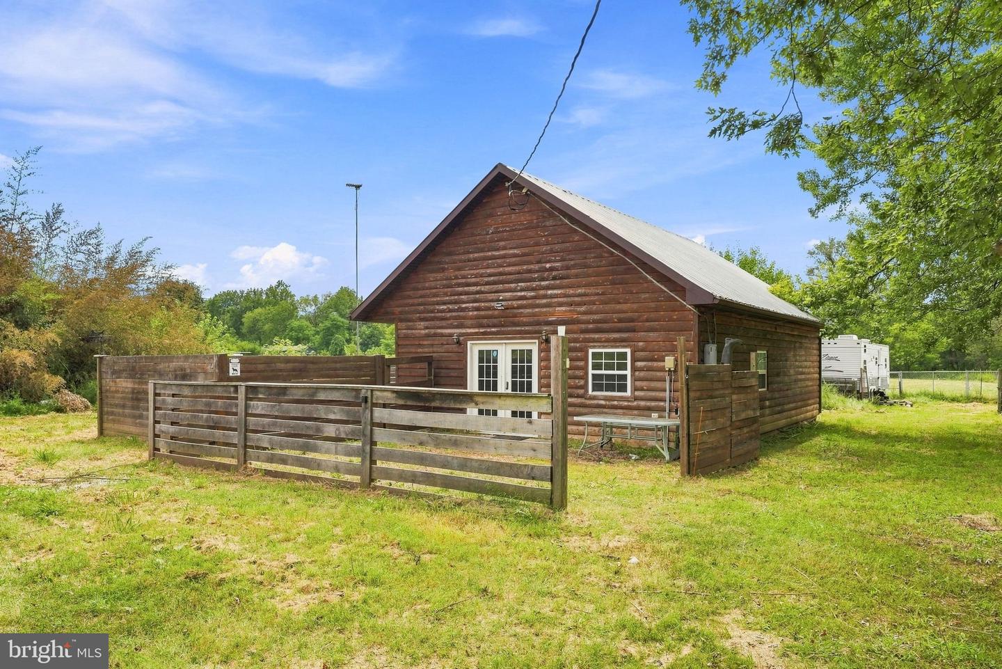 1537 Kimball Rd Property Photo 4