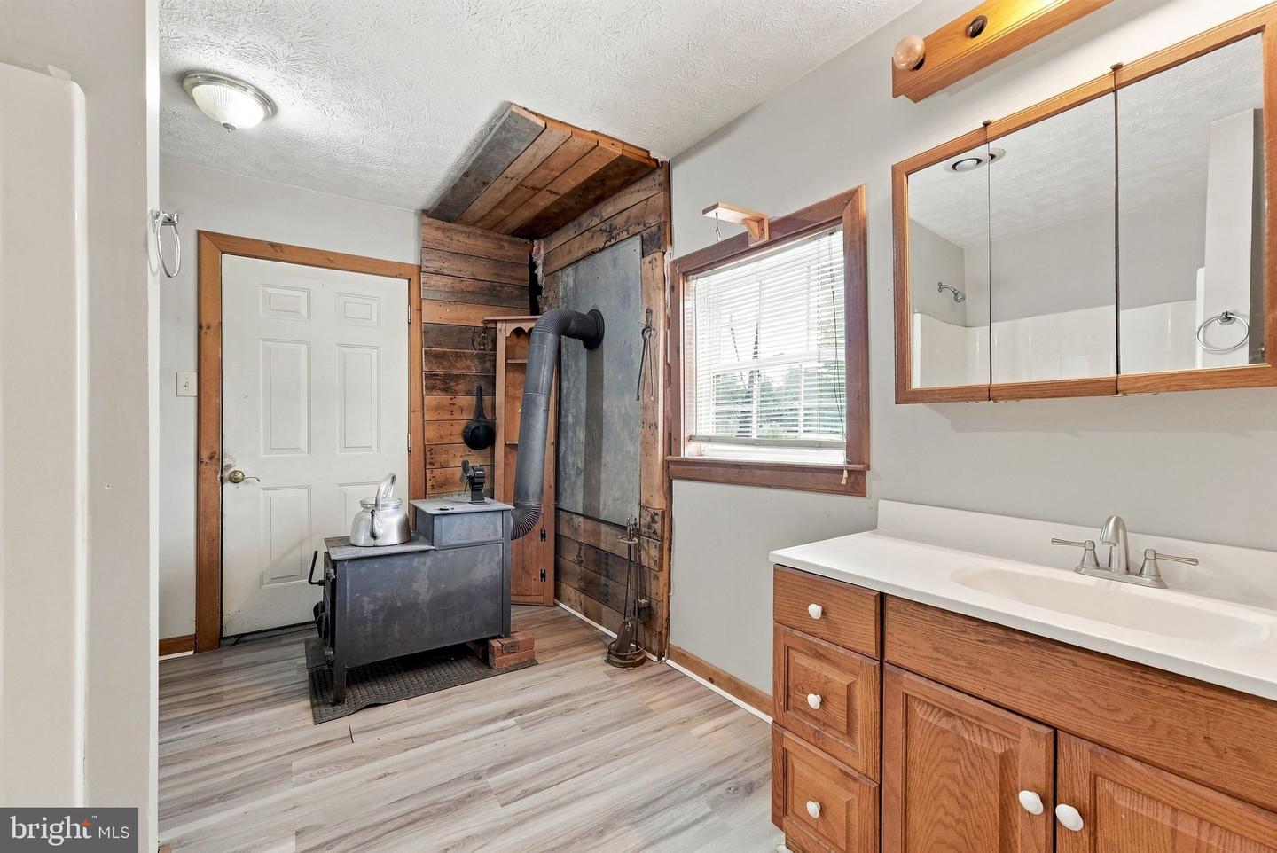 1537 Kimball Rd Property Photo 19