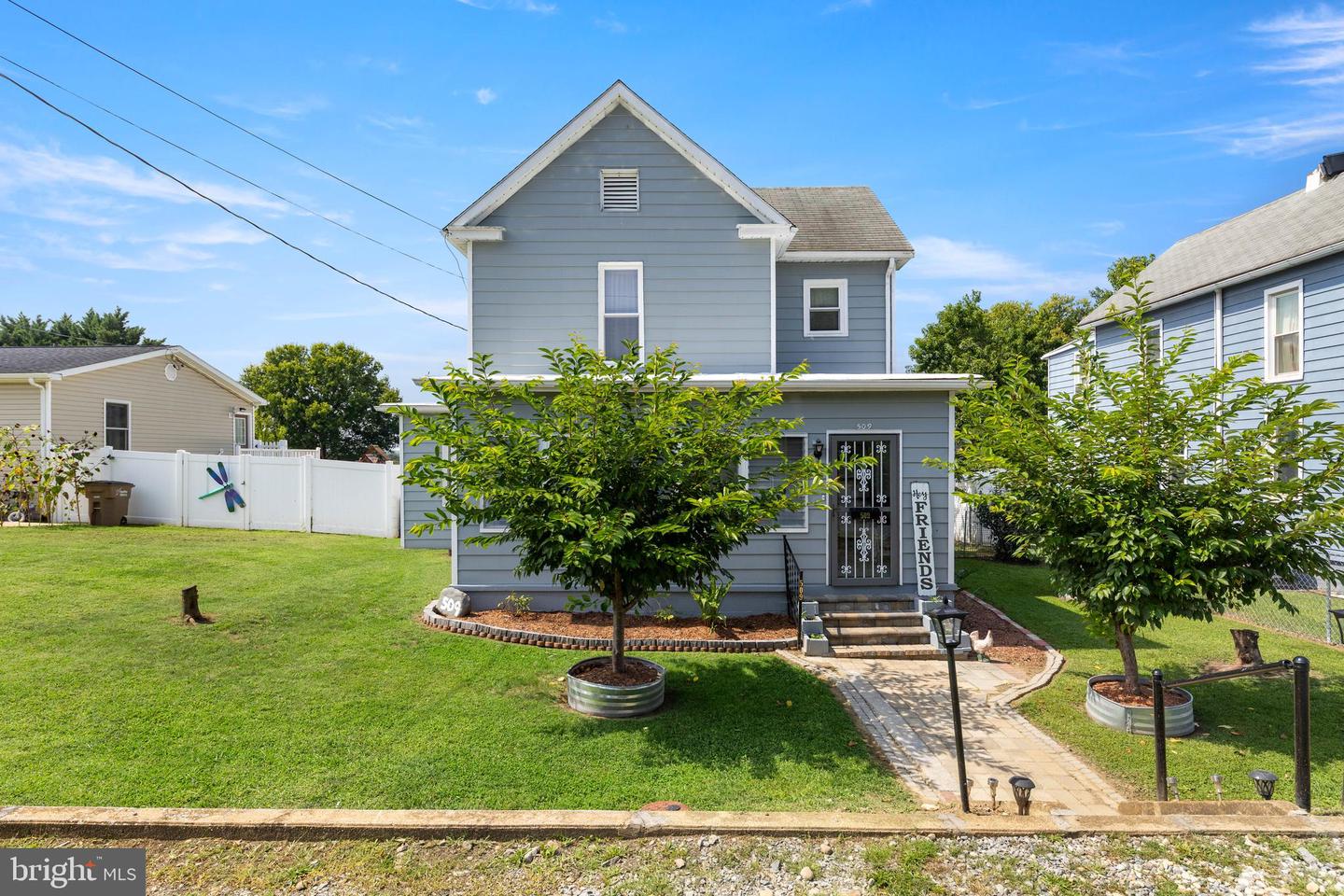 509 7th St Property Photo 1