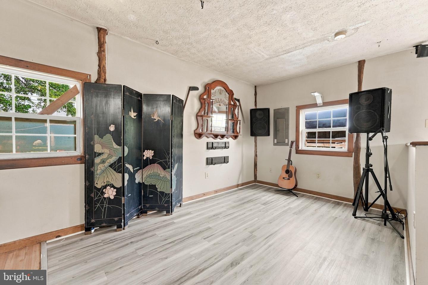 1537 Kimball Rd Property Photo 12