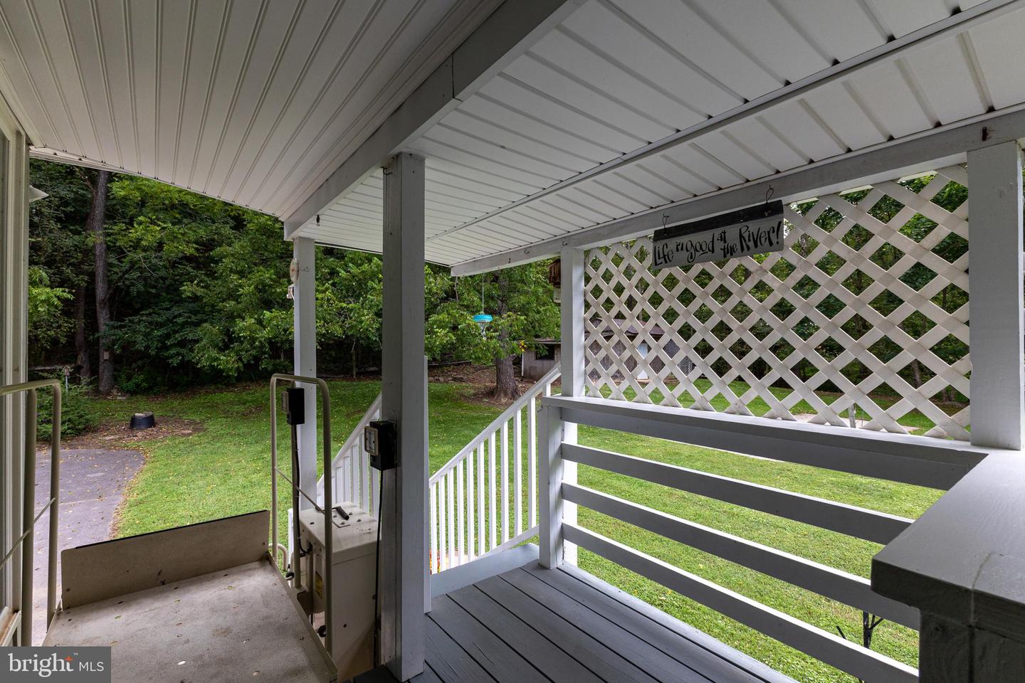 340 Camelot Ct Property Photo 87