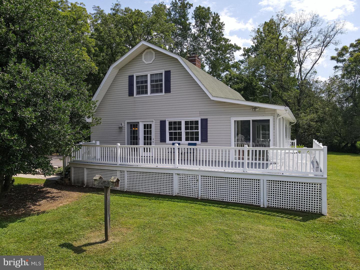 340 Camelot Ct Property Photo 97