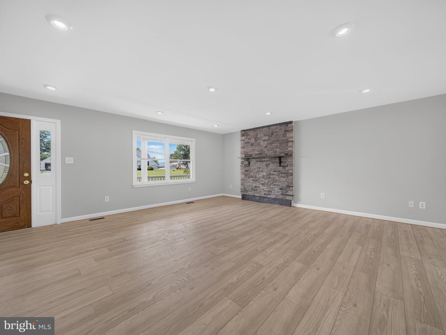 275 Fairview Property Photo 5