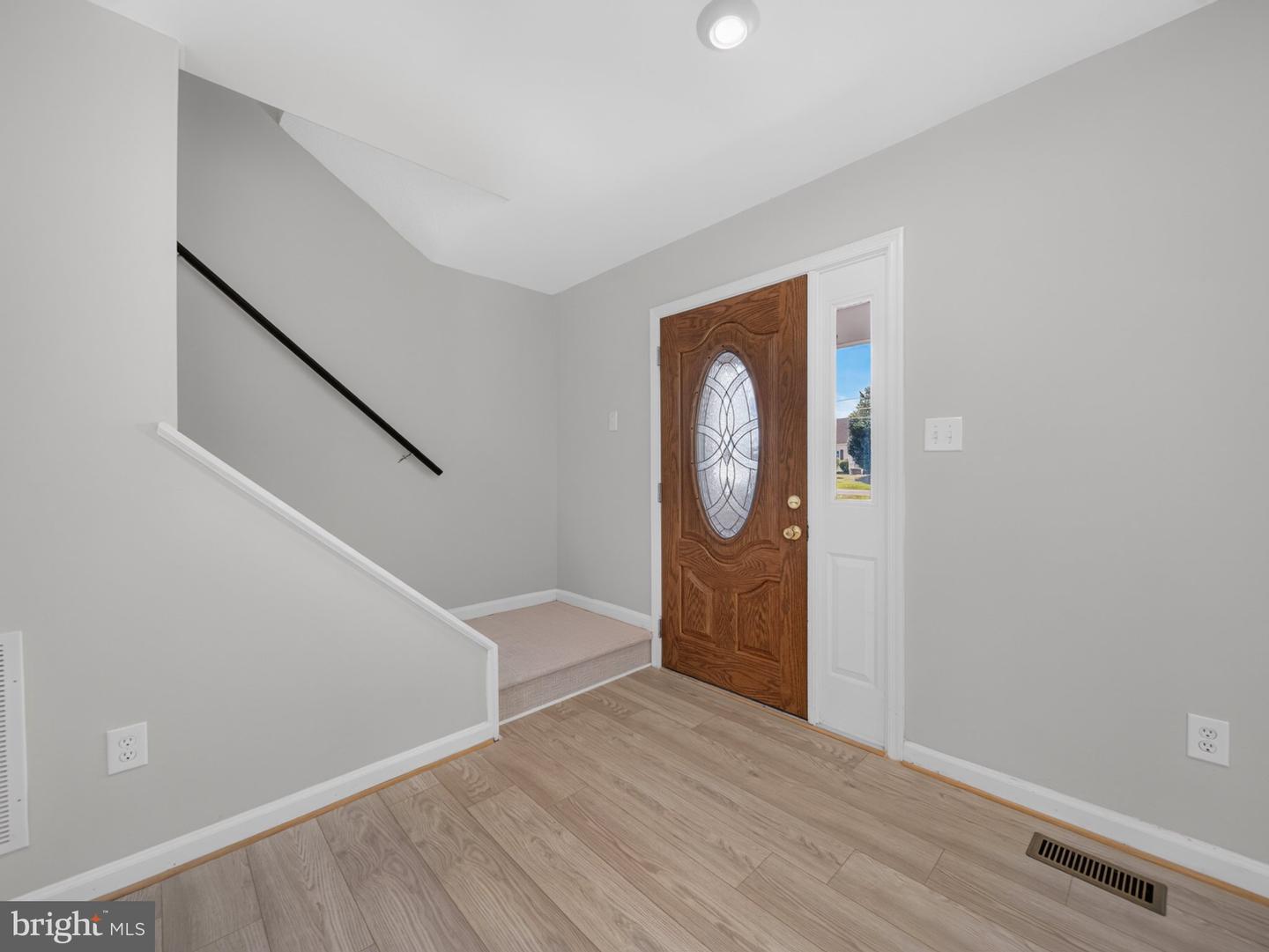 275 Fairview Property Photo 6