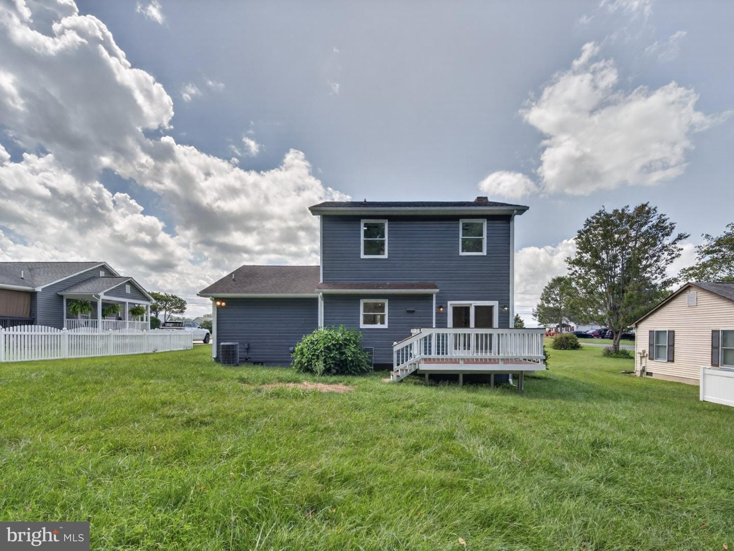 275 Fairview Property Photo 29