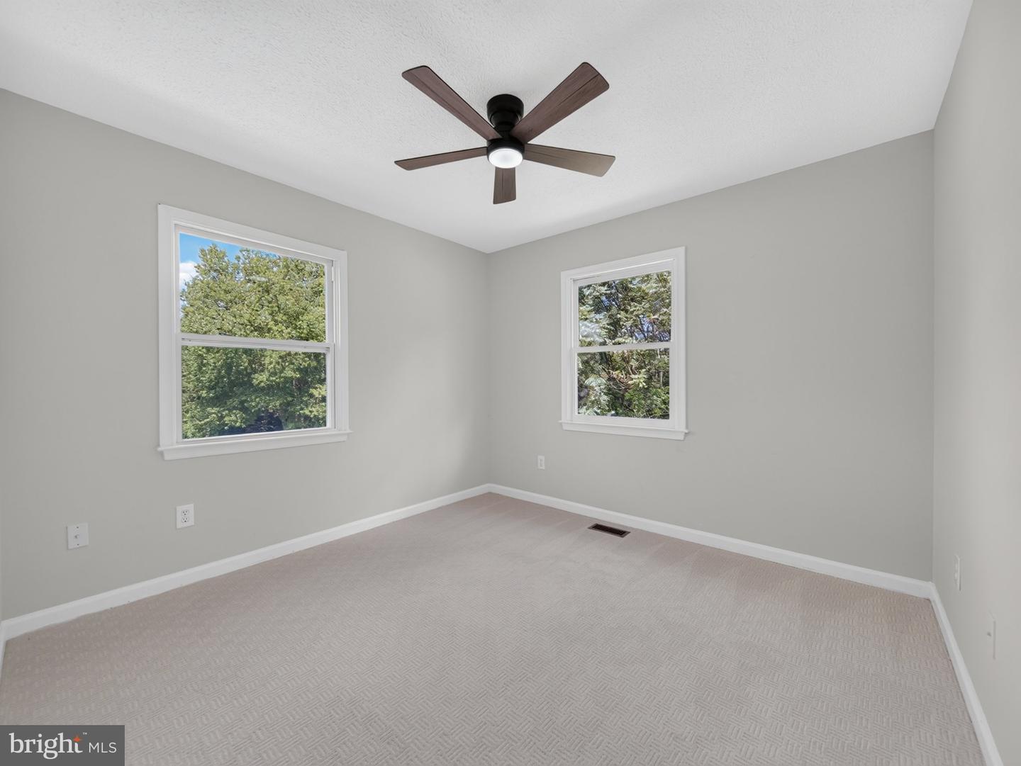 275 Fairview Property Photo 34