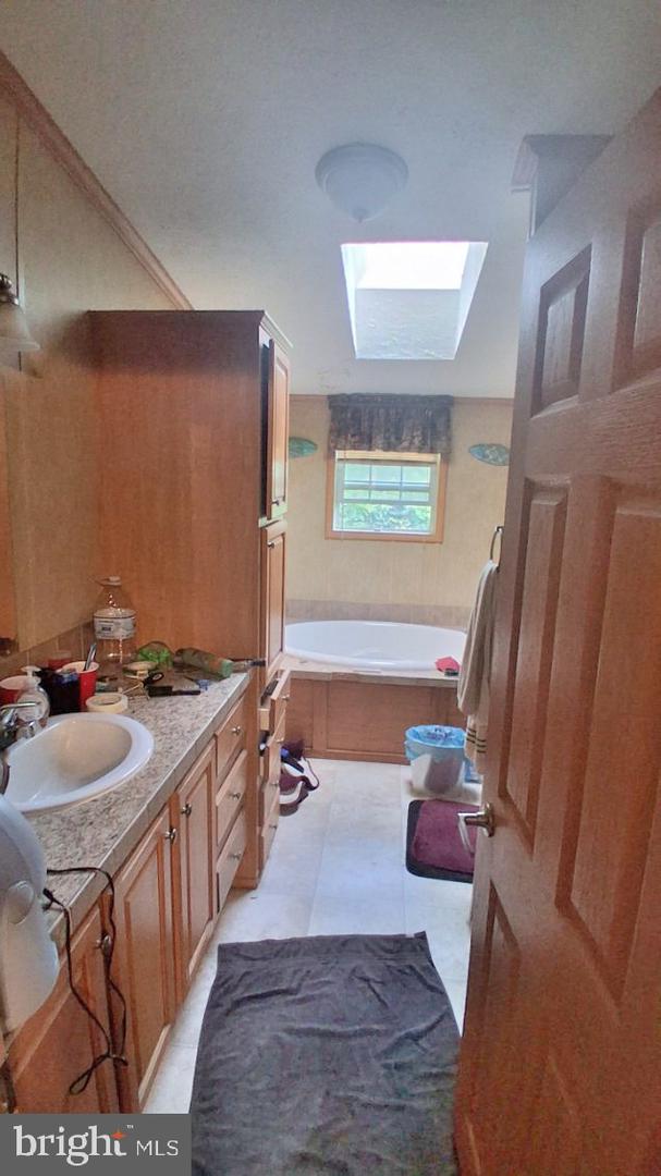 177 Streamview Rd Property Photo 9