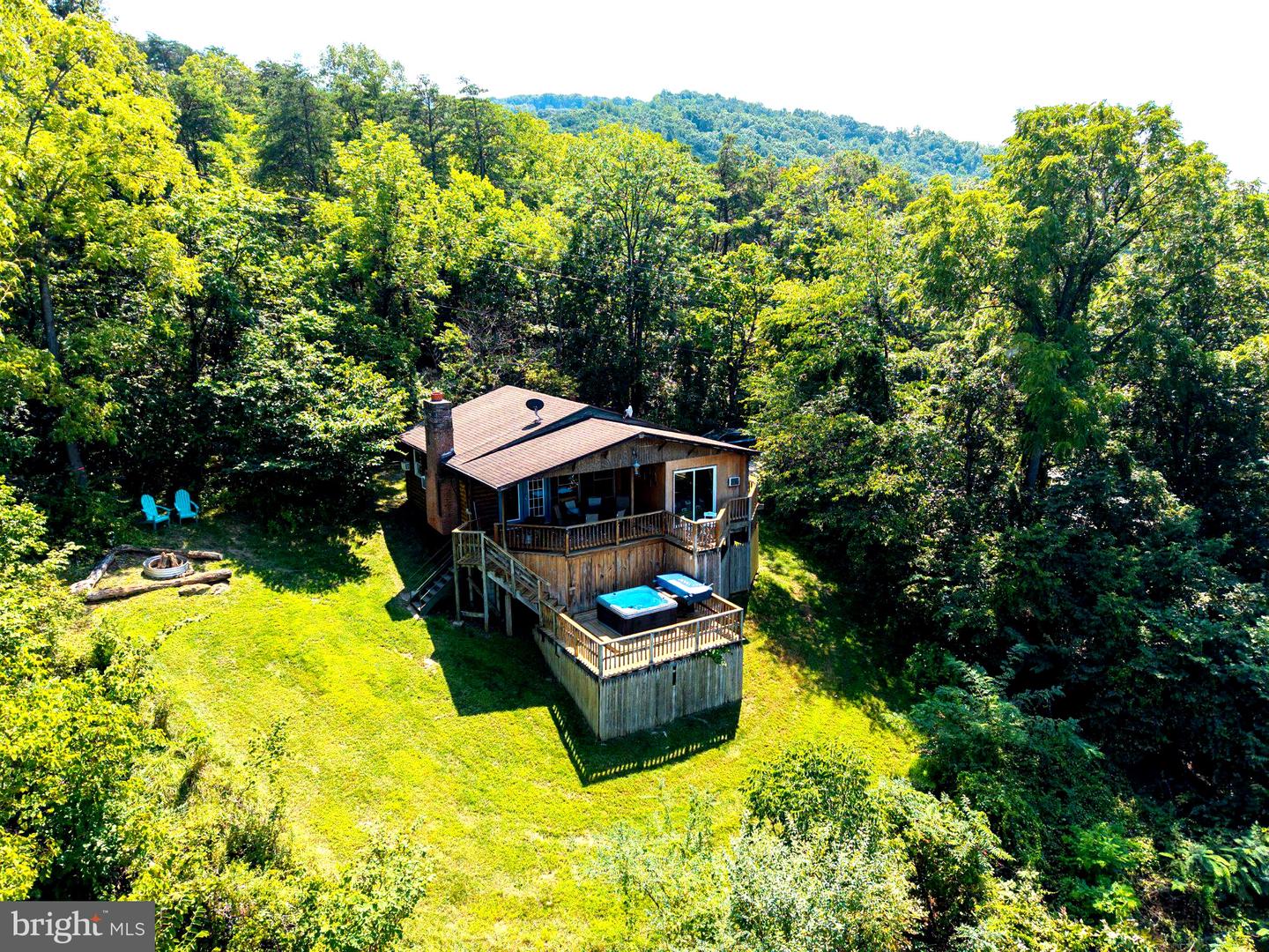 631 Overlook Dr Property Photo 1