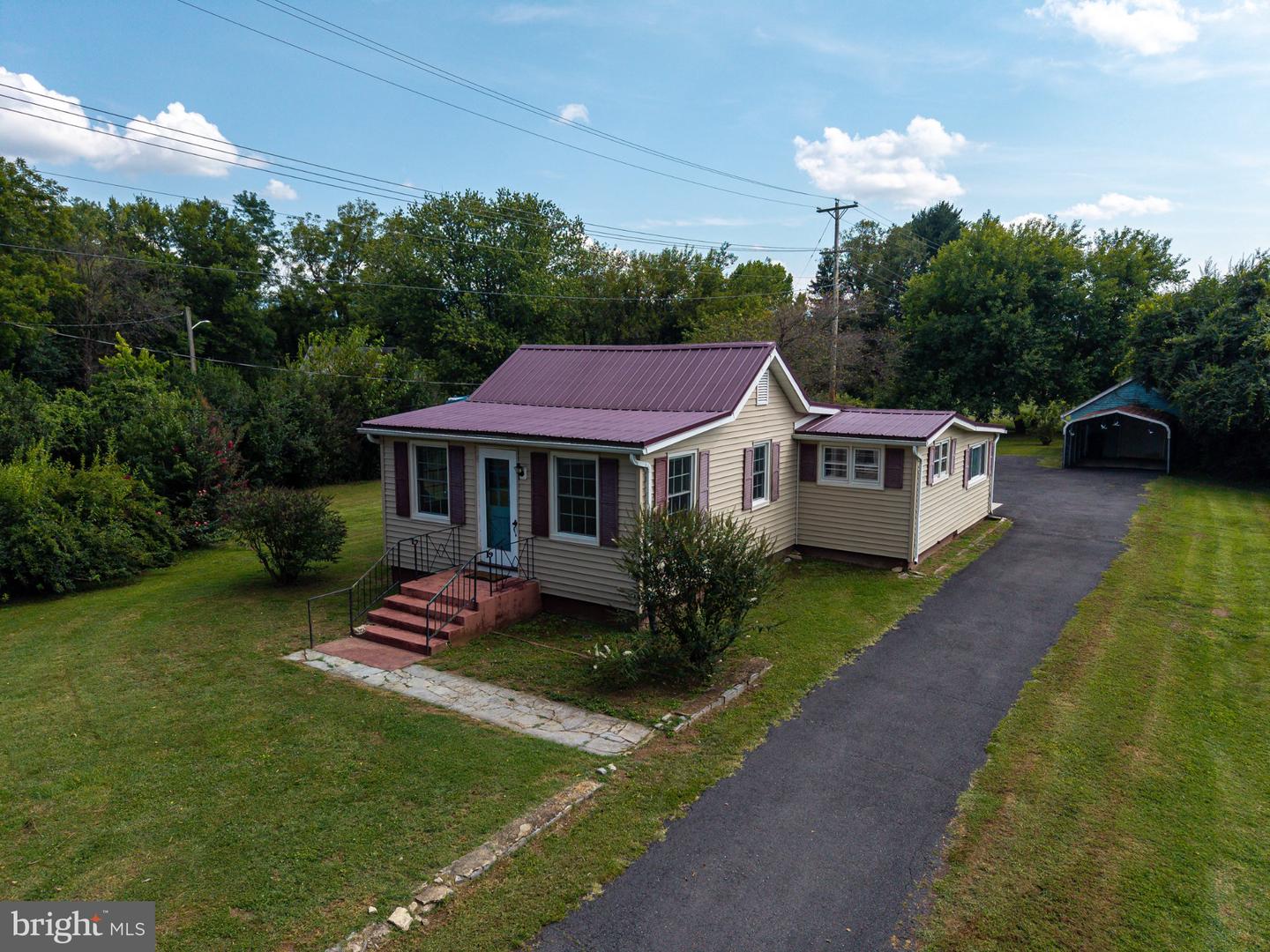 26 Furnace Rd Property Photo 1