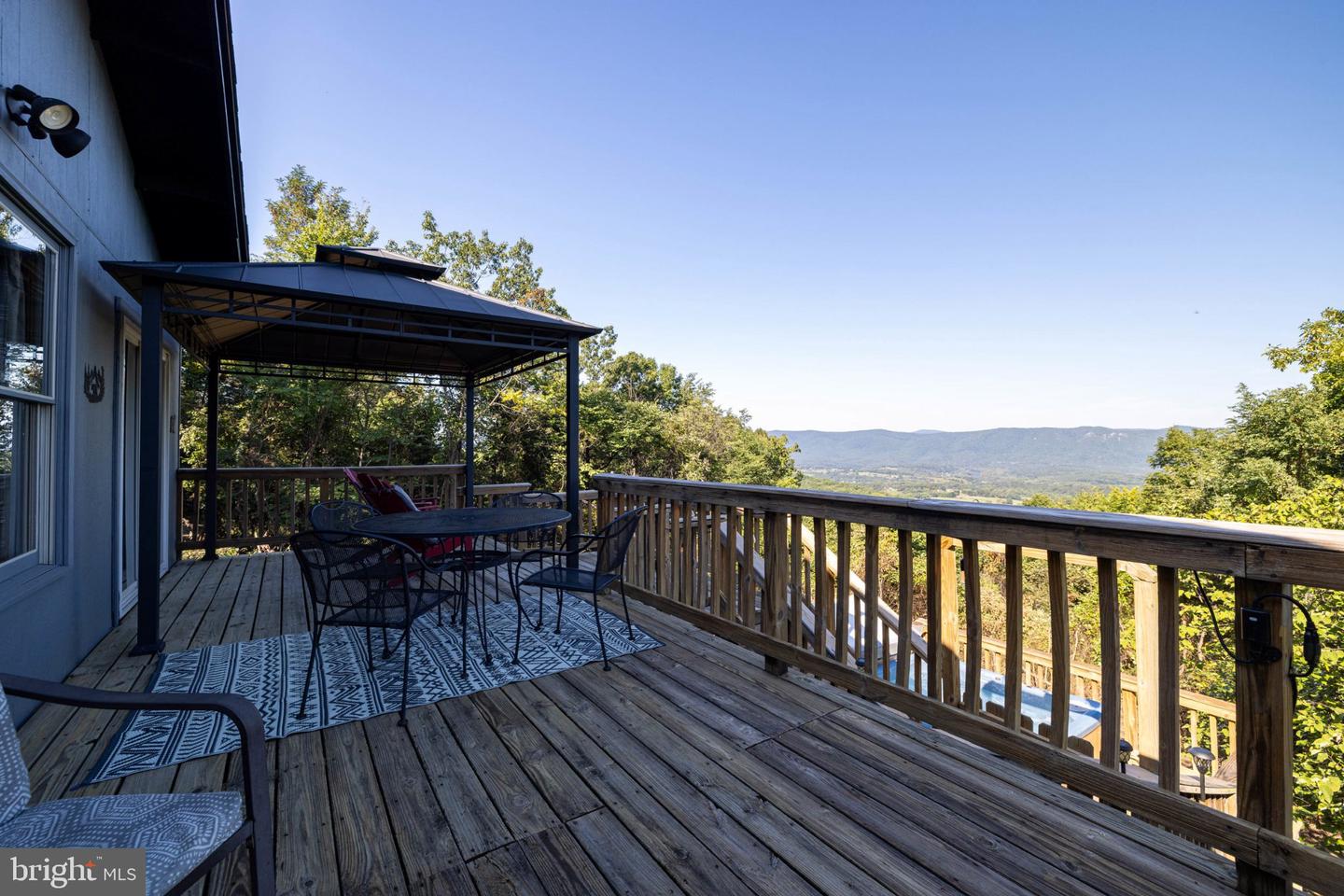 665 Overlook Dr Property Photo 39
