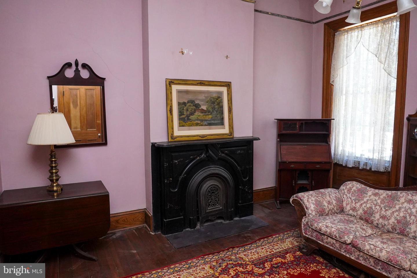 220 High Street Property Photo 8