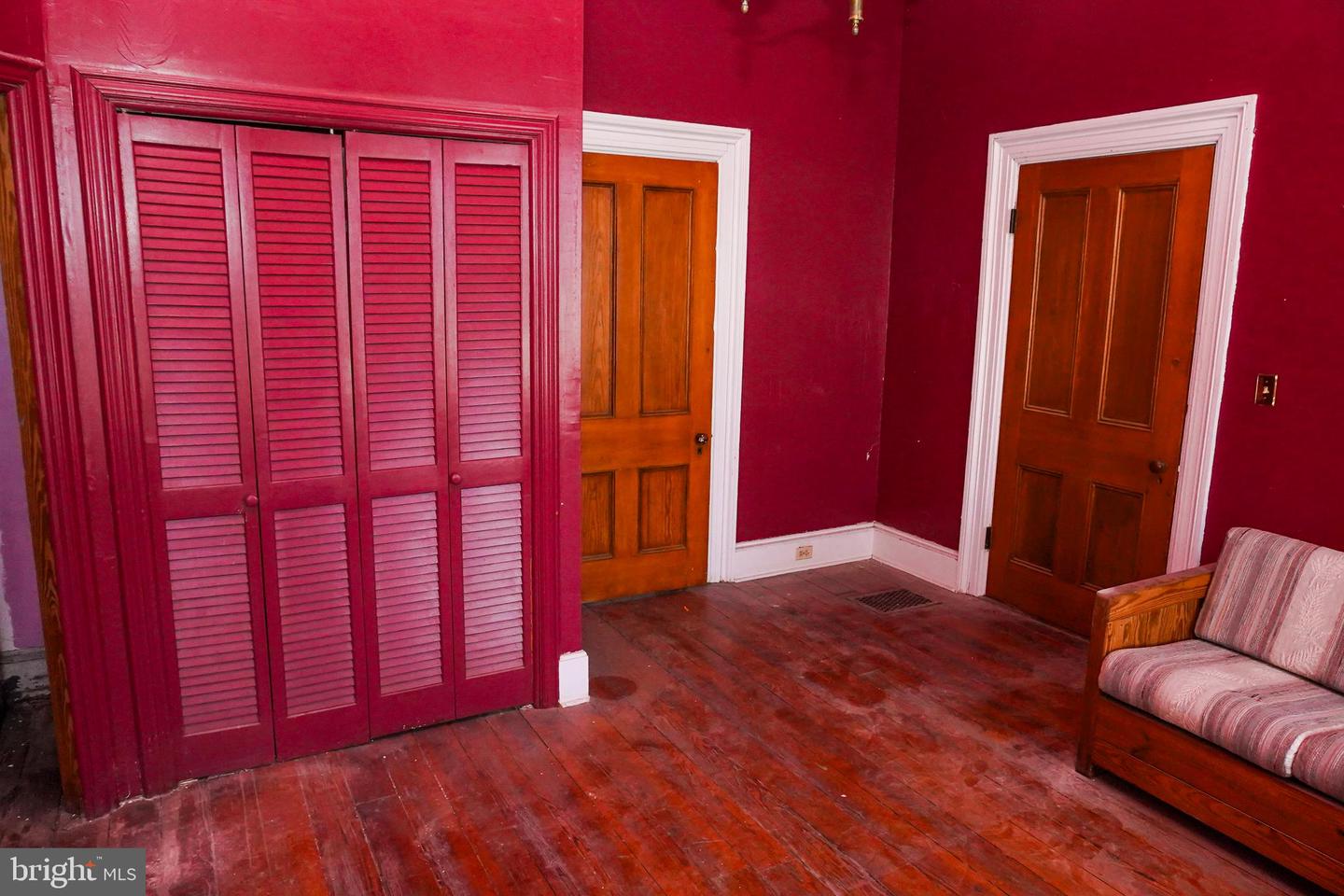 220 High Street Property Photo 26